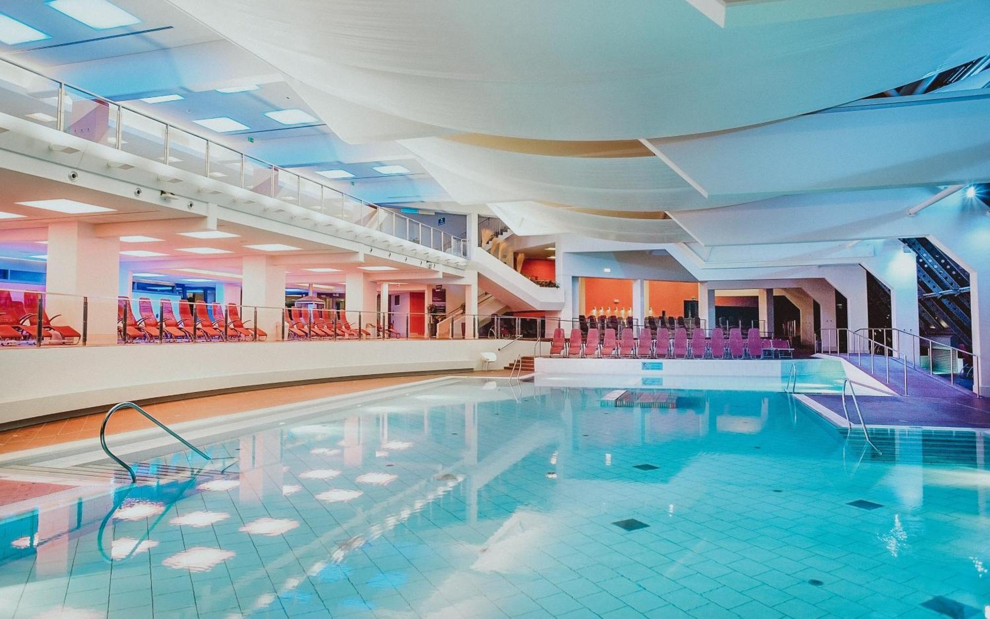 Oesterreichischer Hof-Im Bademantel Direkt In Die Alpentherme Bad Hofgastein Buitenkant foto
