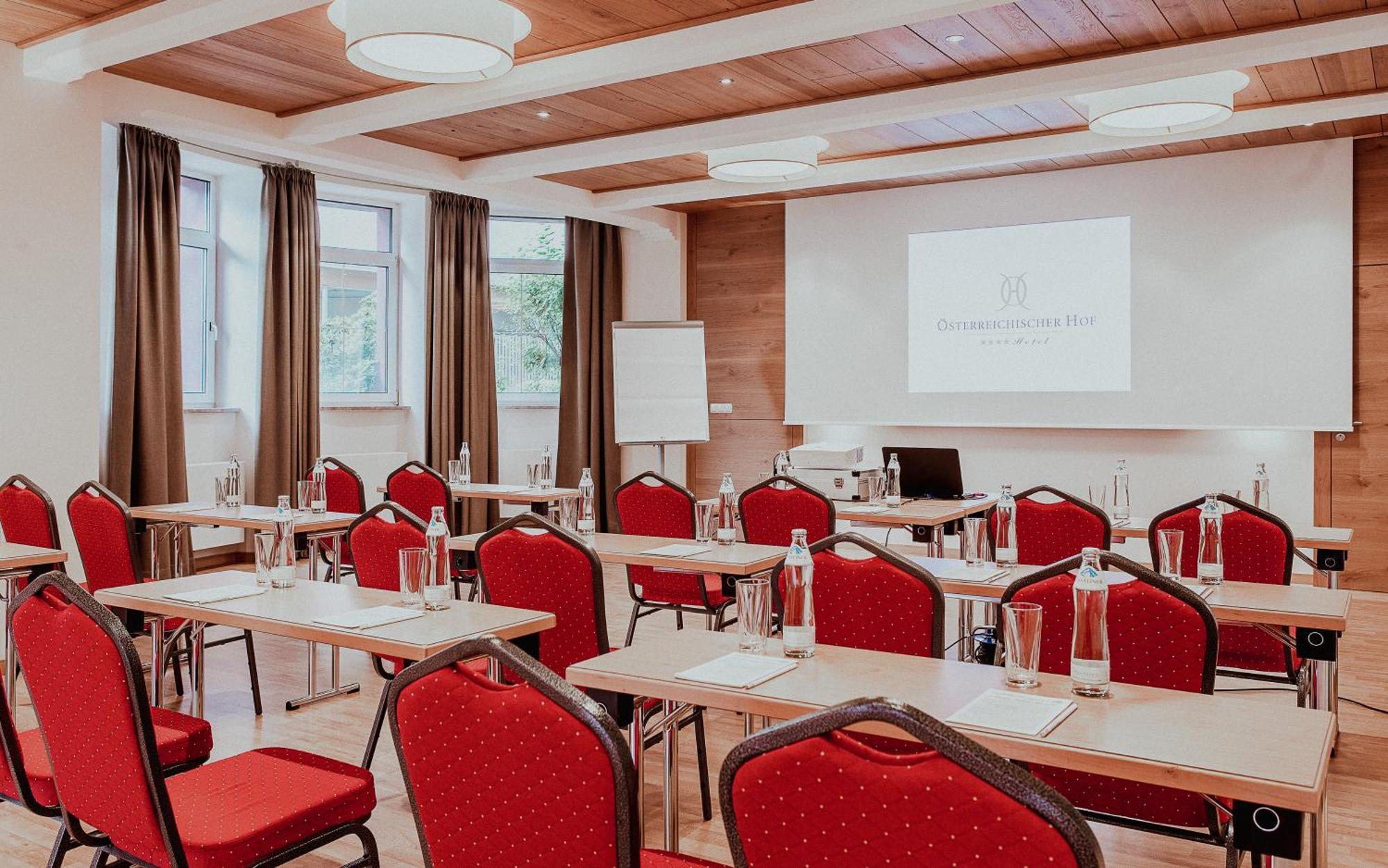 Oesterreichischer Hof-Im Bademantel Direkt In Die Alpentherme Bad Hofgastein Buitenkant foto